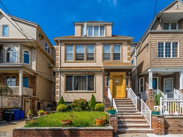 793 KENNEDY BLVD, Bayonne, NJ 07002