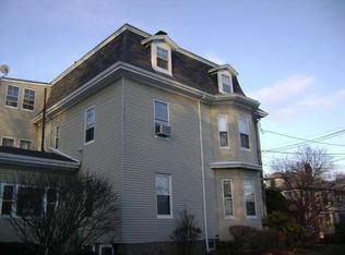 129 Jewett St #2D, Newton, MA 02458