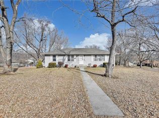 7312 E 130th St, Grandview, MO 64030