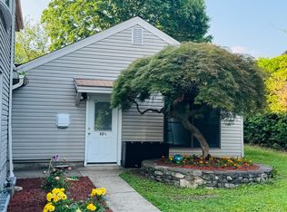 22 Davenport Ave #3, Westport, CT 06880