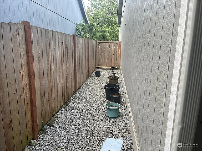 16628 127th Avenue Ct E — Photo 18
