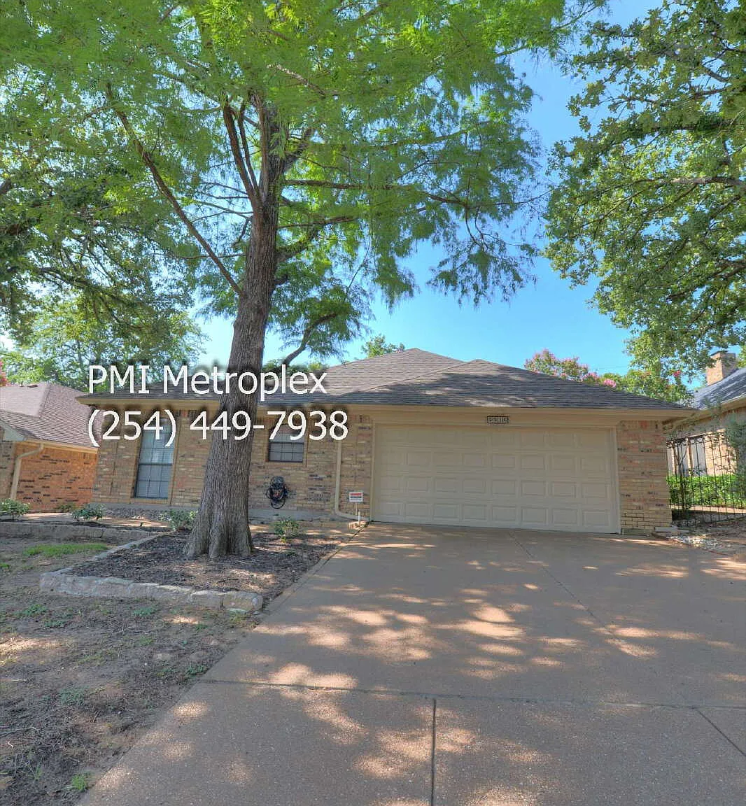 3 bed, 2.0 bath, 2056 sqft, $2,400 — Photo 1