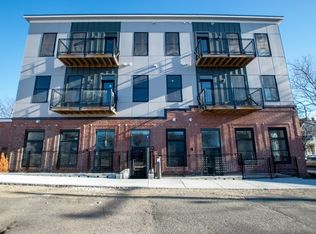 163 Glen St #204, Somerville, MA 02145