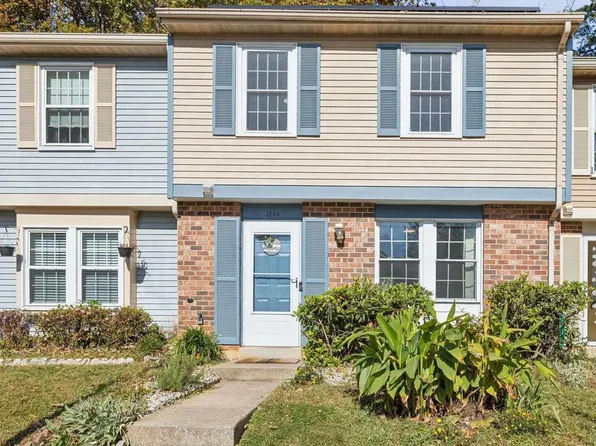 1203 Elm Grove Cir, Silver Spring, MD 20905