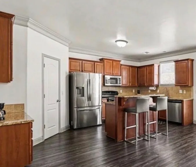1638 Great Shoals Cir SW — Photo 8