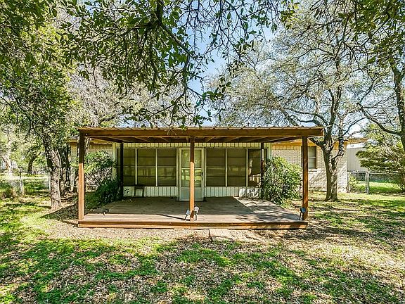 4th image of 9227 Live Oak Ln
