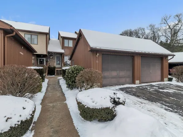 33 Pine Grove Dr, South Hadley, MA 01075