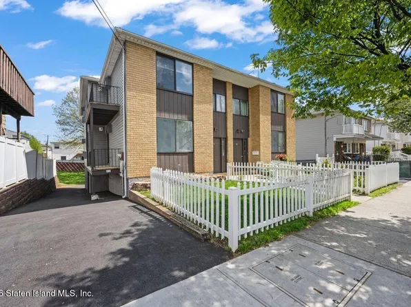 11 Taunton St, Staten Island, NY 10306