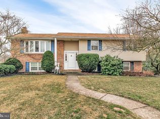 83 Mummert Ave, Hanover, PA 17331
