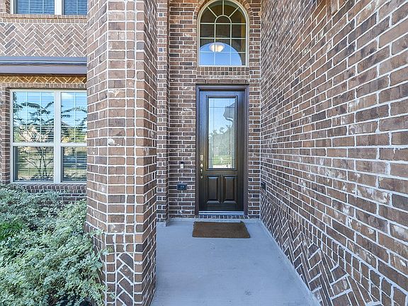 2nd image of 28123 Scenic Shore Ln