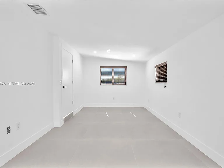 17911 NW 82nd Ave — Photo 19