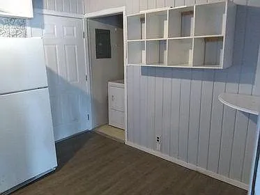 Kitchen, Laundry, backdoor