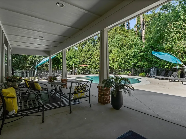 Palladian at Fairhope — Photo 20