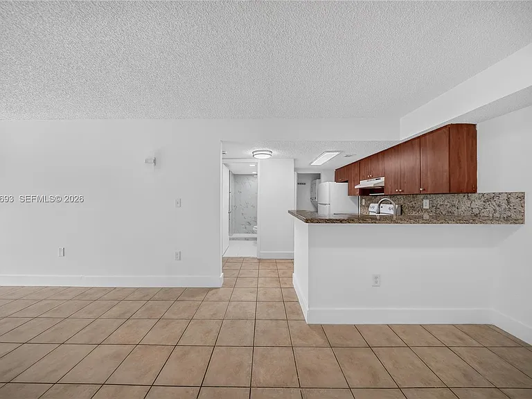 7195 NW 179th St #109 — Photo 15