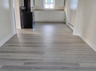 104 Sweet Ave APT 3, Pawtucket, RI 02861