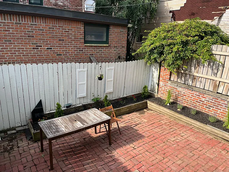 3935 Cabinet Way — Photo 9