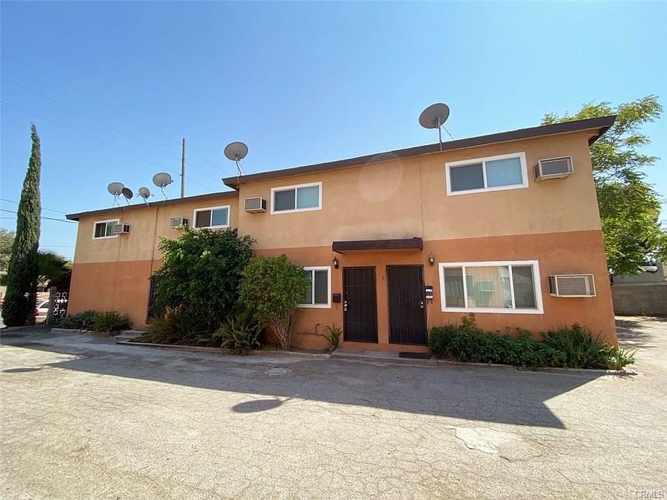 1st image of 7545 N Hollywood Way