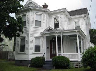 237 W Chestnut St, Kingston, NY 12401