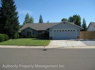 3323 Forest Homes Dr, Redding, CA 96002
