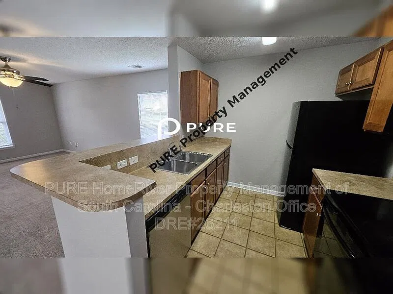 3 bed, 2.0 bath, 1350 sqft, $1,949 — Photo 4