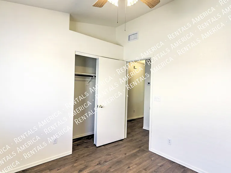 10984 N Double Eagle Ct — Photo 18