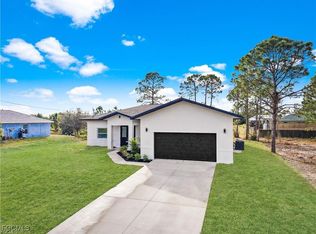 3903 29th St SW, Lehigh Acres, FL 33976