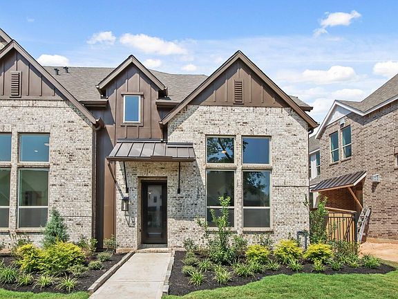 2nd image of 321 Fields Ln