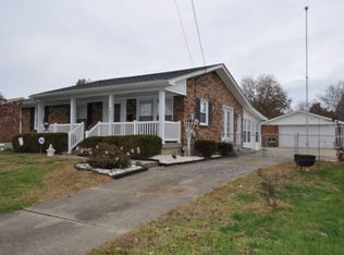 5401 Cherita Rd, Louisville, KY 40219