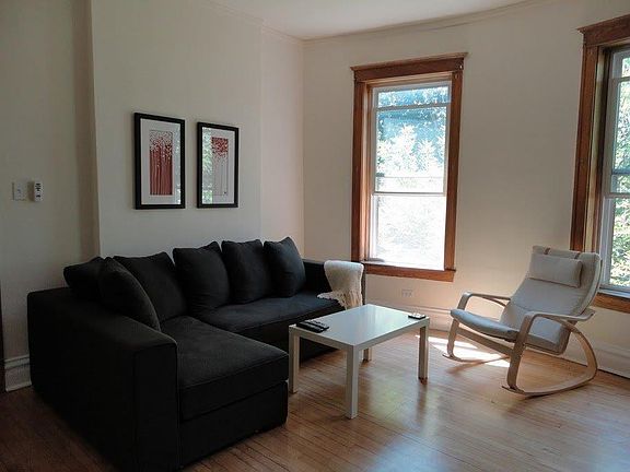 4th image of 3700 N Marshfield Ave APT 2
