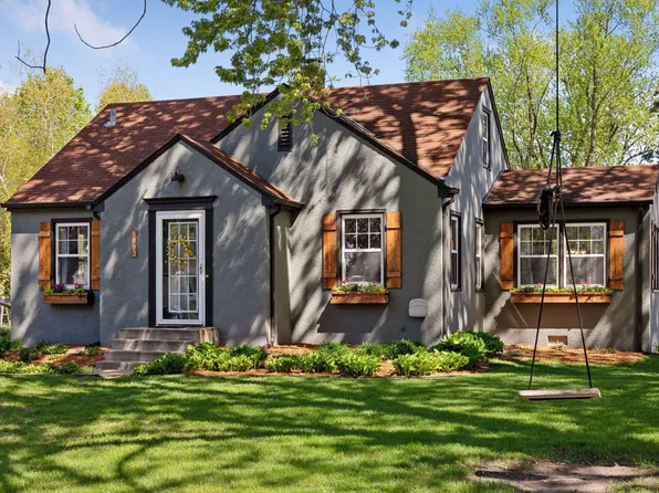 1883 Glen Paul Ave, Arden Hills, MN 55112