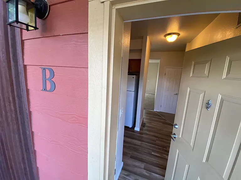 295 Confluence Ave — Photo 2