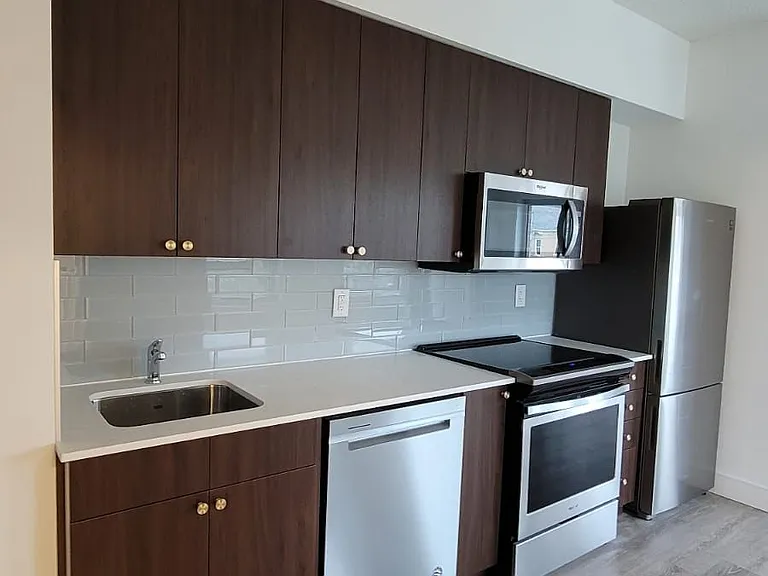 1 Wellington St #219 — Photo 1