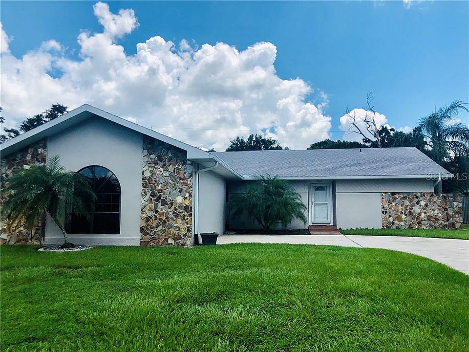 1st image of 705 E Laurel Pointe Dr