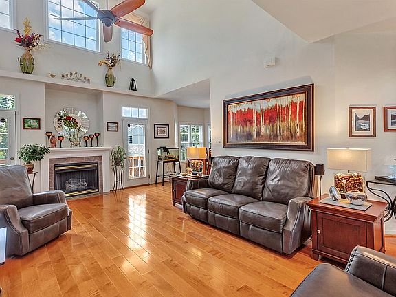 4th image of 14460 Woodleigh Dr