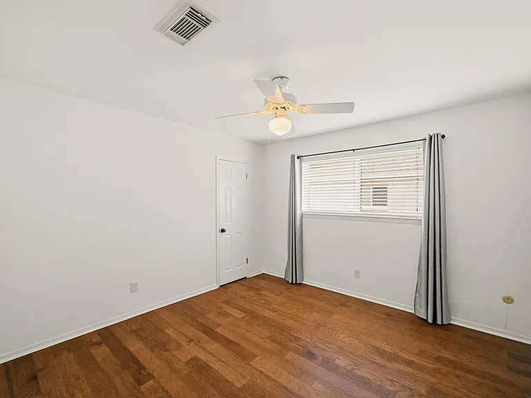 6131 Yarwell Dr — Photo 24