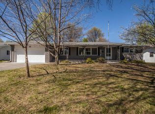 615 W Kingsley St, Springfield, MO 65807