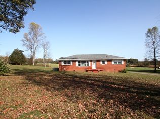 10482 Old Tullahoma Rd, Tullahoma, TN 37388