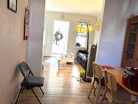 5th image of 2149 E Sanger St