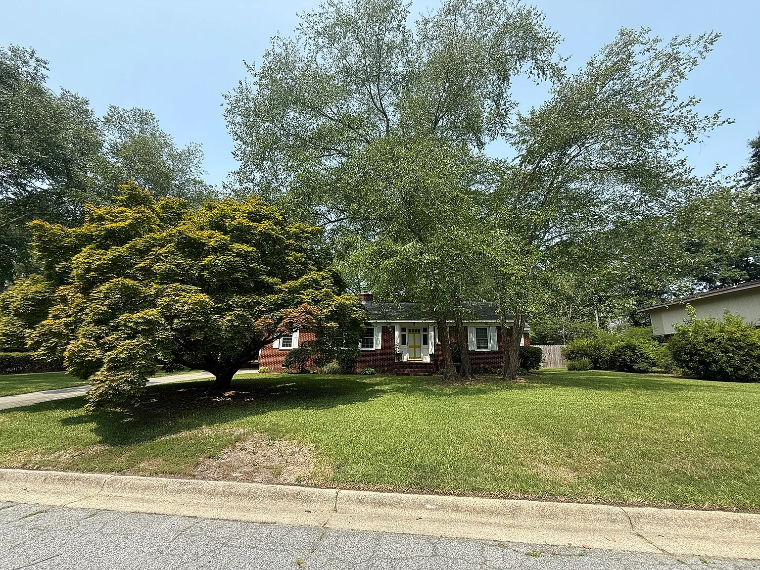 3 bed, 2.5 bath, 2125 sqft, $2,500 — Photo 2
