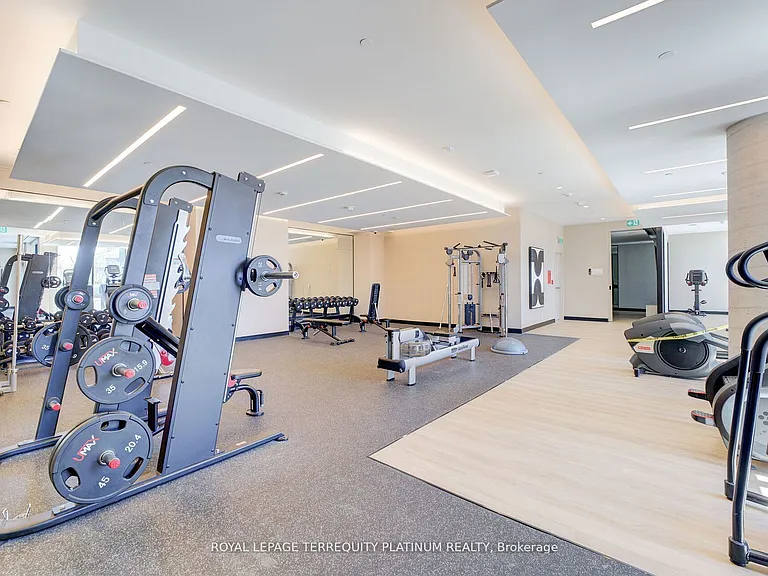 2020 Bathurst St #725 — Photo 7