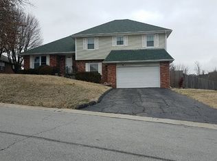 44 Briarwood Dr, Joplin, MO 64804