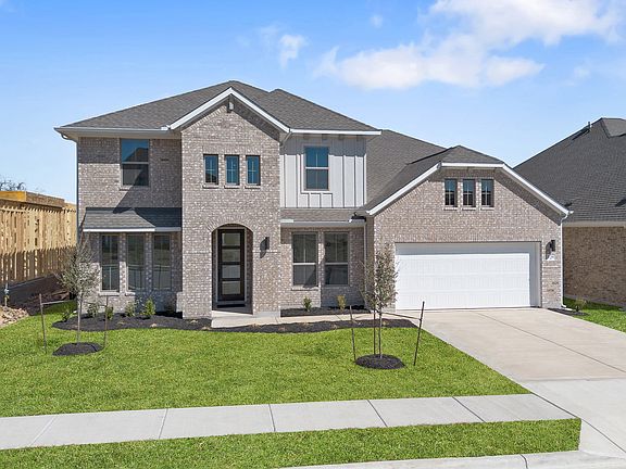 2nd image of 134 Montecilo Dr