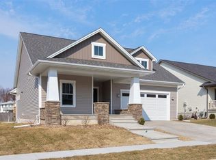 1869 Chelsea Ct, Iowa City, IA 52240