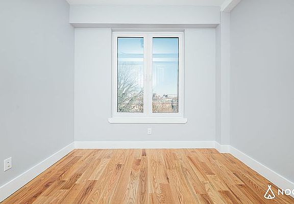 2nd image of 1557 Fulton St #4D