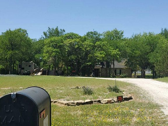 2nd image of 222 Annetta Rd