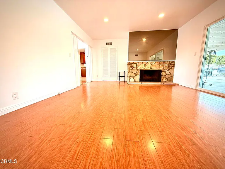 1126 Louise Ave — Photo 22