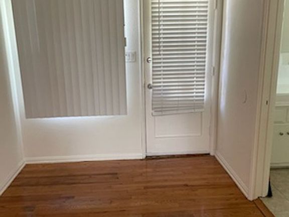 3rd image of 1132 E San Antonio Dr #4472