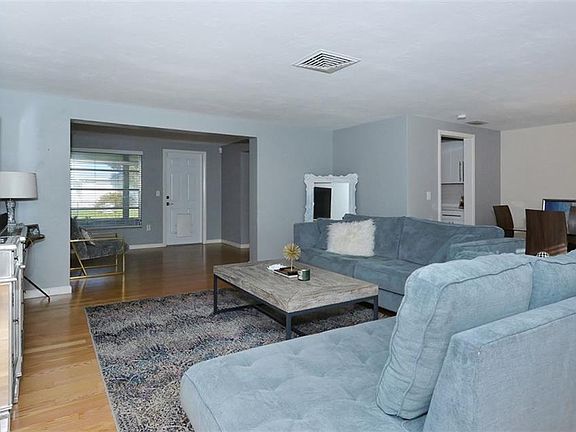 5th image of 6934 Antigua Pl