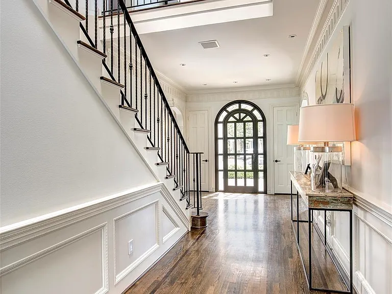 3440 Locke Ln — Photo 11