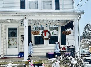22 Broad St, Christiana, PA